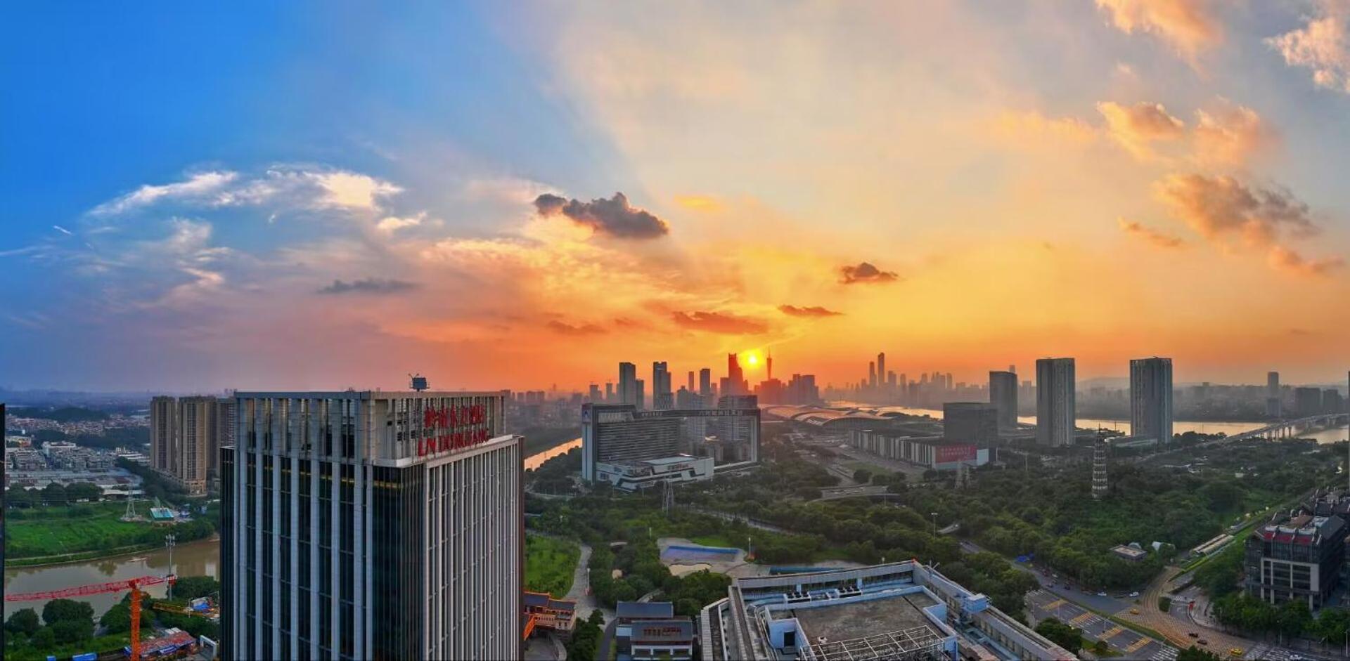 Guangzhou Pazhou Ln Dongfang Hotel Luaran gambar